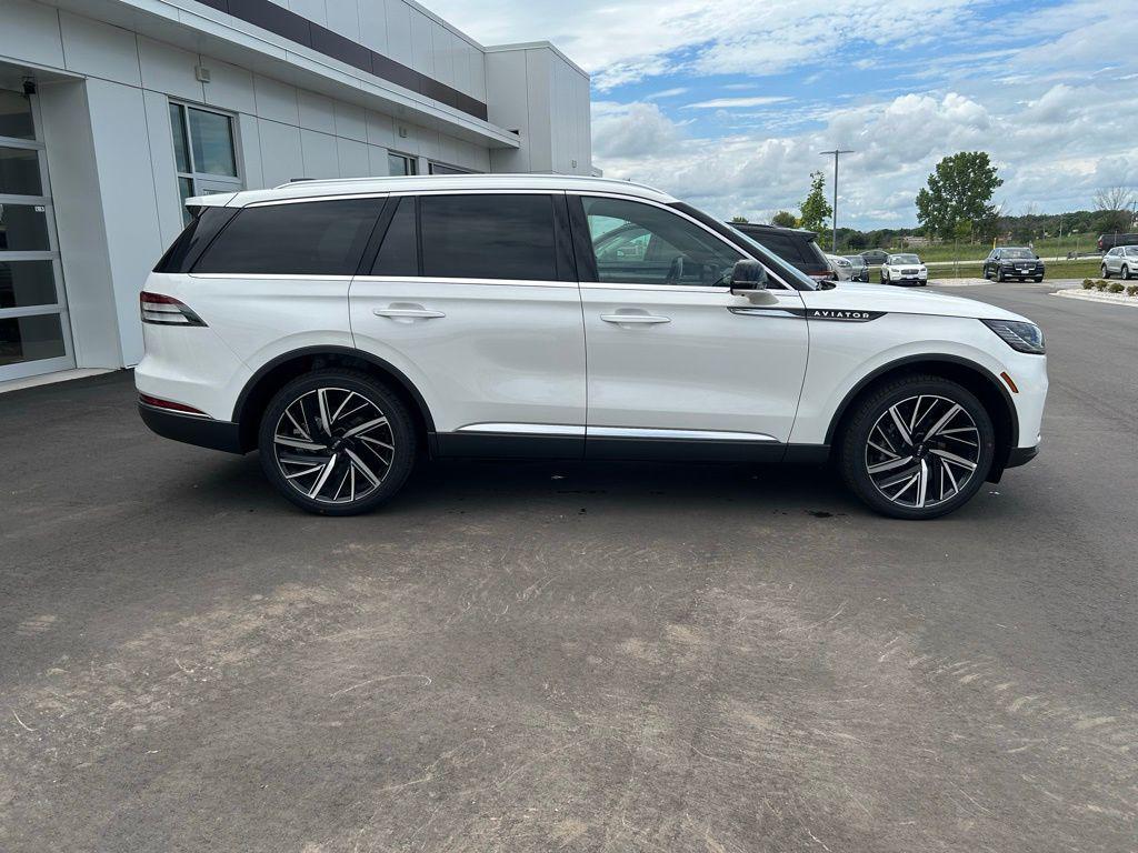 new 2025 Lincoln Aviator car, priced at $78,870