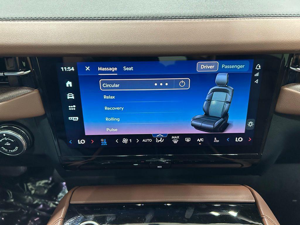new 2025 Lincoln Navigator car, priced at $105,225