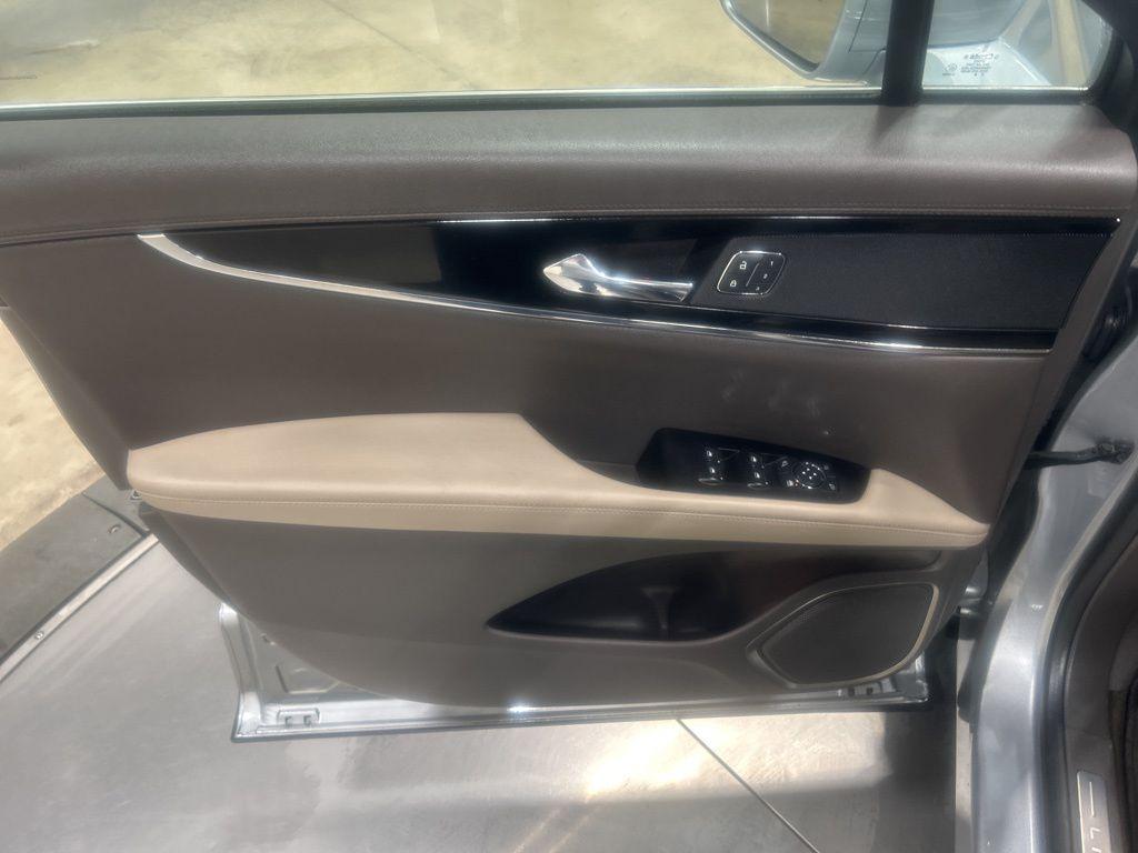 used 2022 Lincoln Nautilus car, priced at $34,901