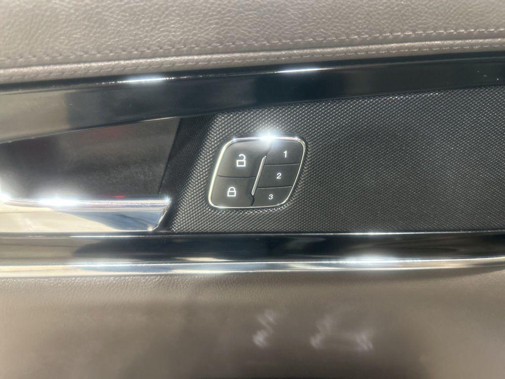 used 2022 Lincoln Nautilus car, priced at $34,901