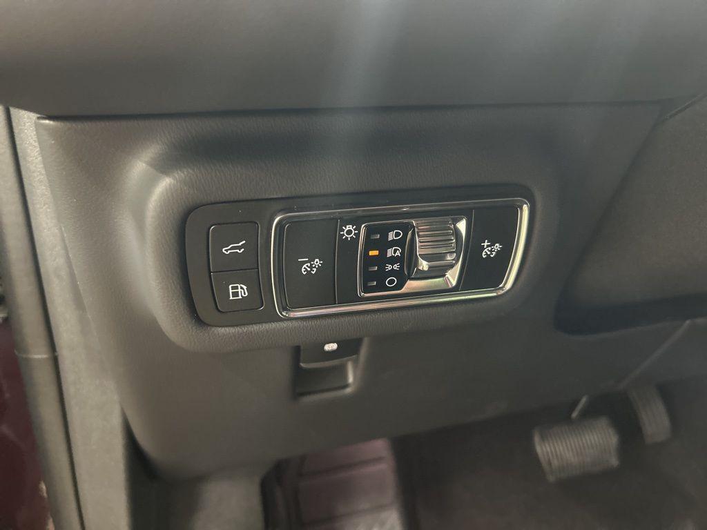 new 2025 Lincoln Nautilus car, priced at $74,895