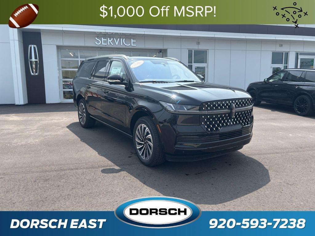 new 2025 Lincoln Navigator car, priced at $123,035