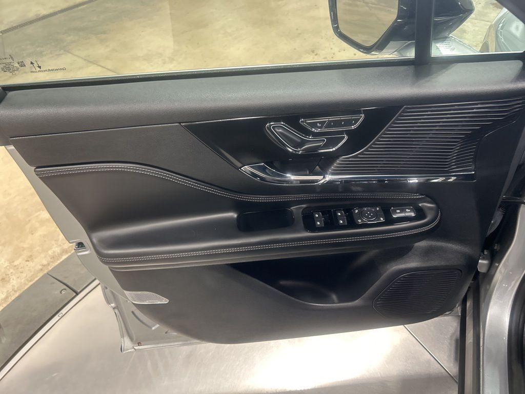 used 2022 Lincoln Corsair car, priced at $29,959