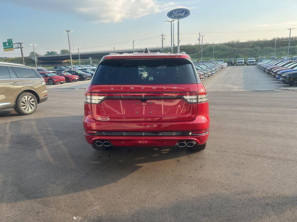 new 2025 Lincoln Aviator car, priced at $70,275