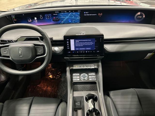 new 2025 Lincoln Nautilus car, priced at $65,717