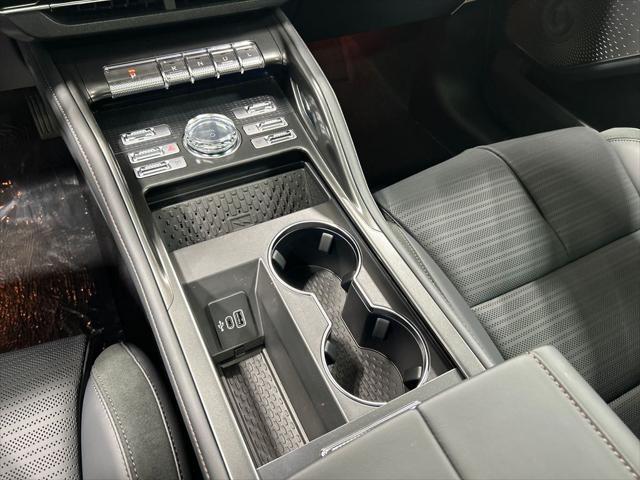 new 2025 Lincoln Nautilus car, priced at $65,717