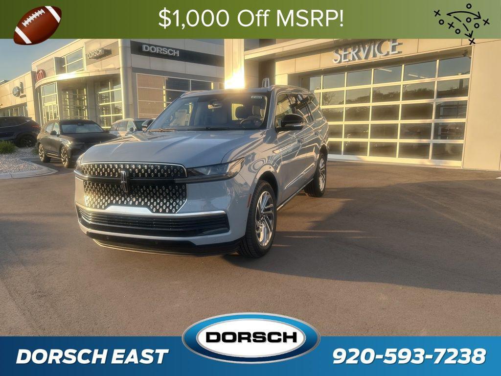 new 2025 Lincoln Navigator car, priced at $101,940