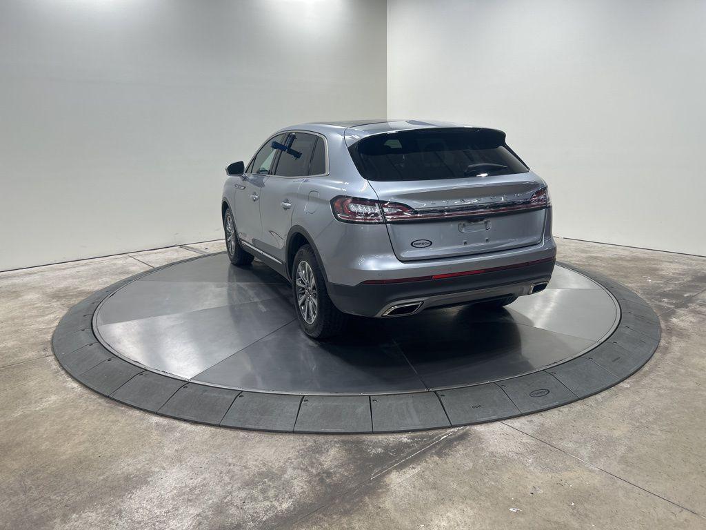 used 2022 Lincoln Nautilus car, priced at $33,299