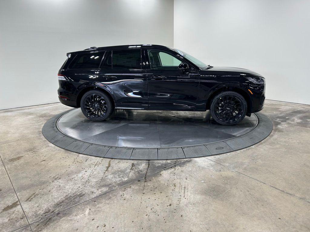 new 2026 Lincoln Aviator car, priced at $82,320