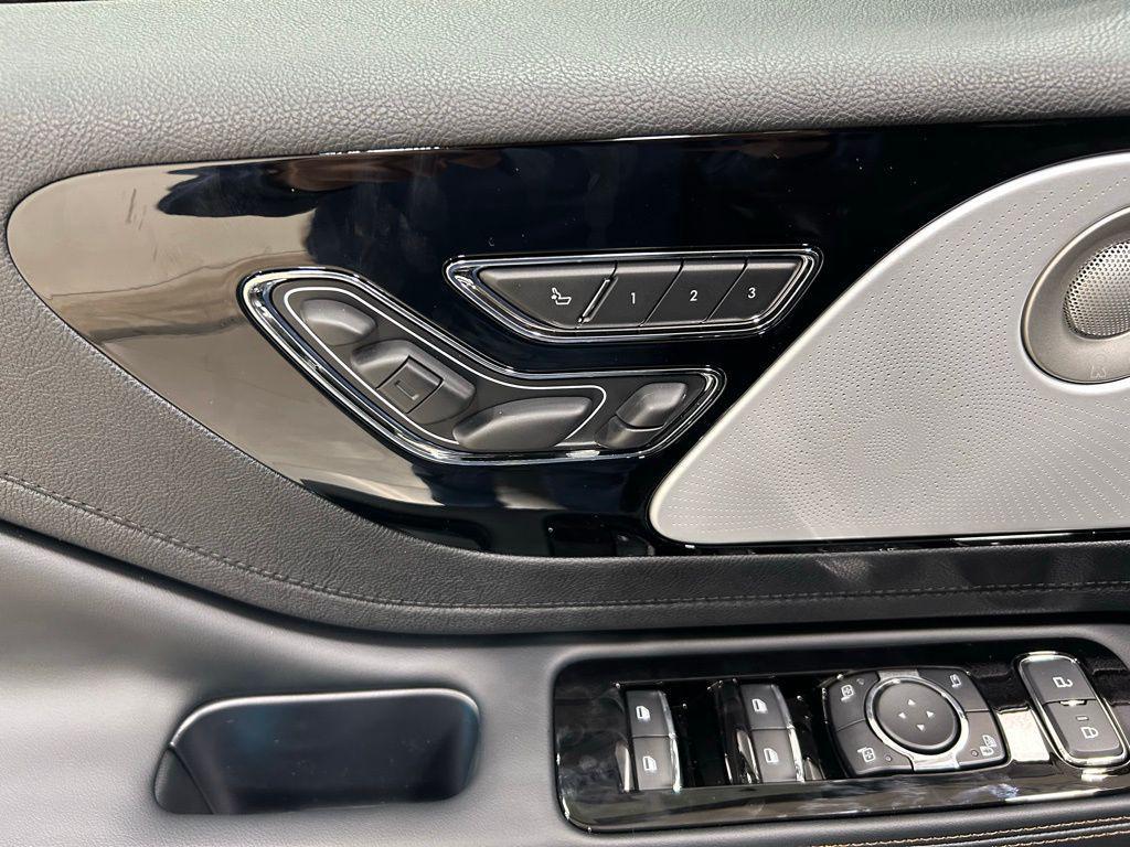 new 2026 Lincoln Aviator car, priced at $82,320