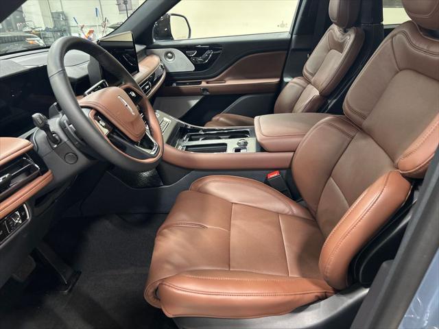 new 2025 Lincoln Aviator car, priced at $73,522