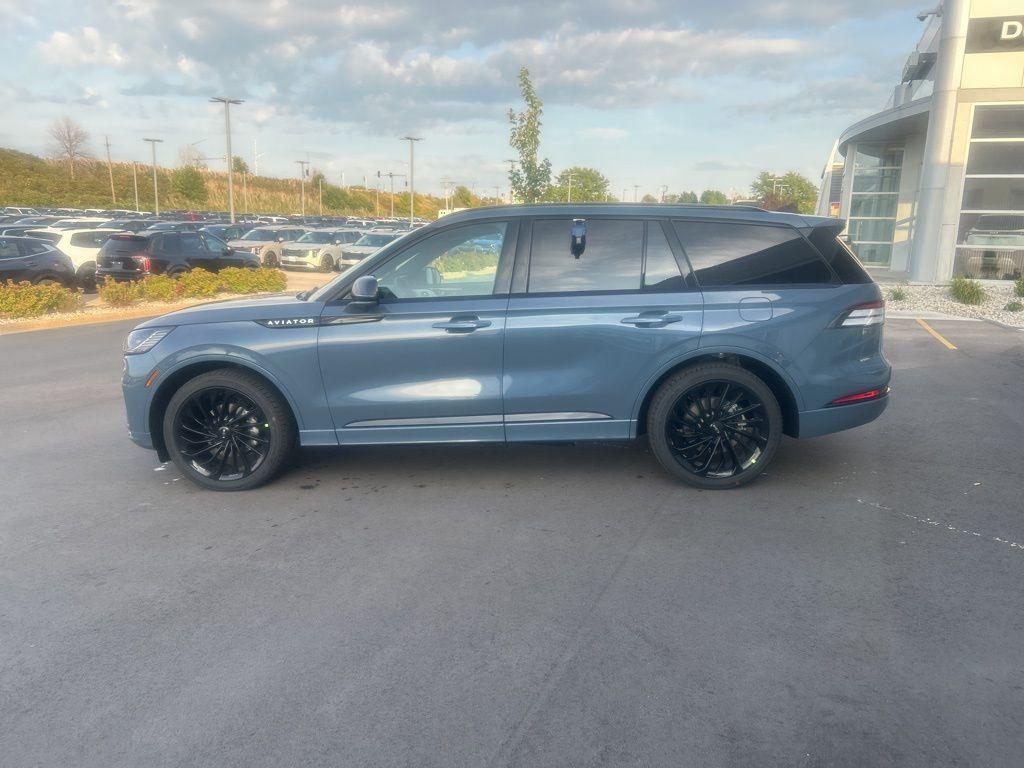 new 2025 Lincoln Aviator car, priced at $82,475