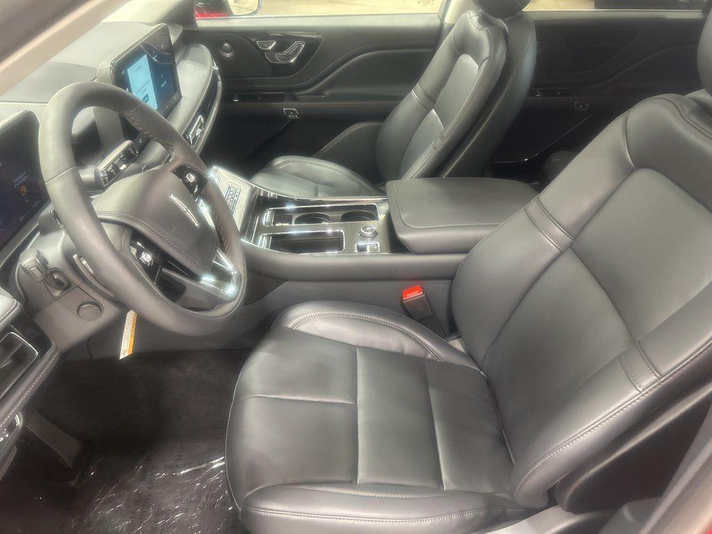 new 2025 Lincoln Aviator car, priced at $66,575