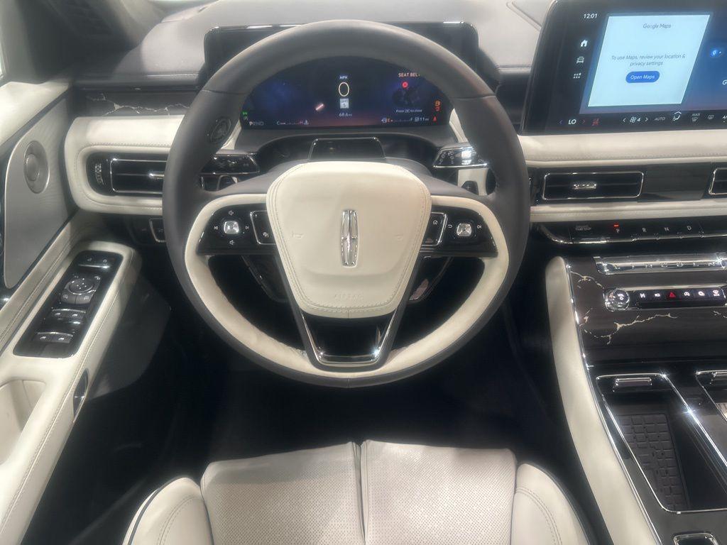 new 2025 Lincoln Aviator car, priced at $98,105
