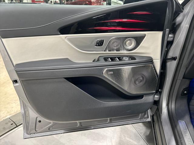 new 2025 Lincoln Nautilus car, priced at $64,320