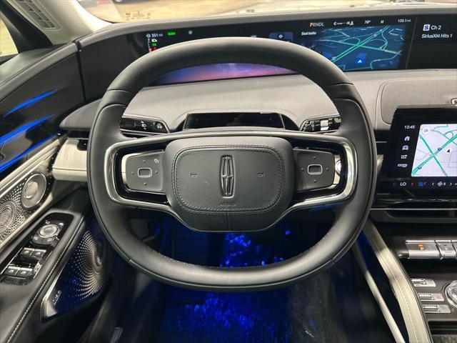 new 2025 Lincoln Nautilus car, priced at $64,320