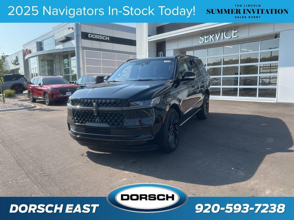 new 2025 Lincoln Navigator car, priced at $105,690