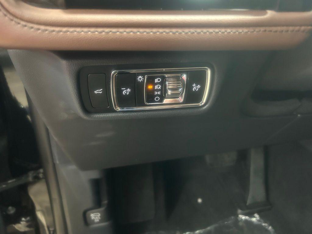 new 2025 Lincoln Aviator car, priced at $77,225