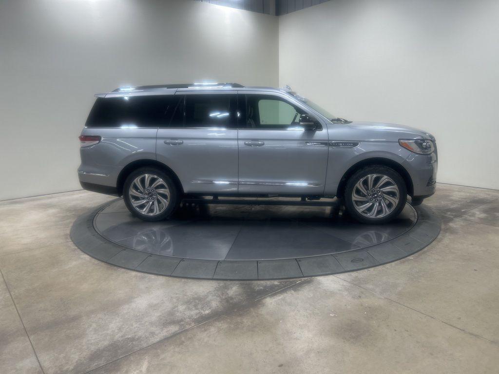 used 2022 Lincoln Navigator car, priced at $61,935