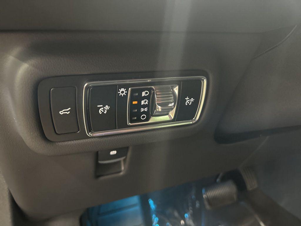 new 2025 Lincoln Nautilus car, priced at $69,335