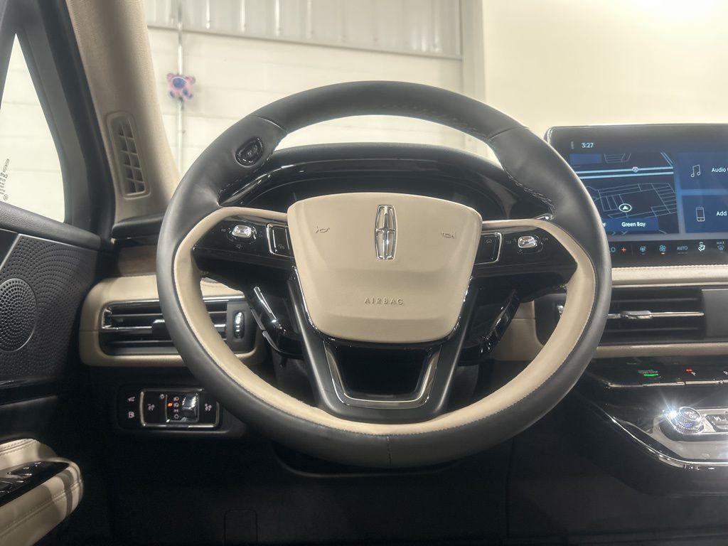 new 2025 Lincoln Corsair car, priced at $60,700