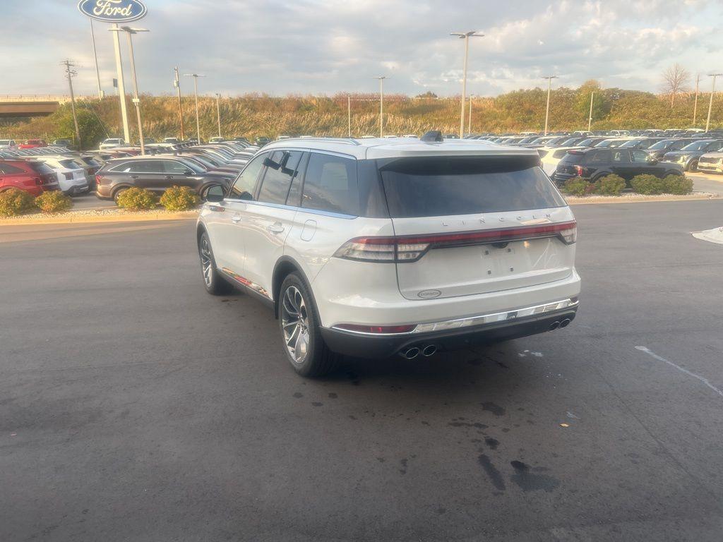 new 2025 Lincoln Aviator car, priced at $66,615