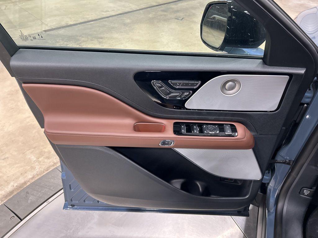 new 2026 Lincoln Aviator car, priced at $82,780