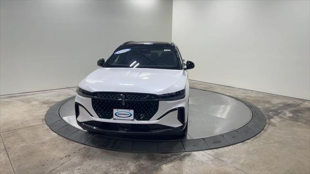new 2025 Lincoln Nautilus car, priced at $66,053