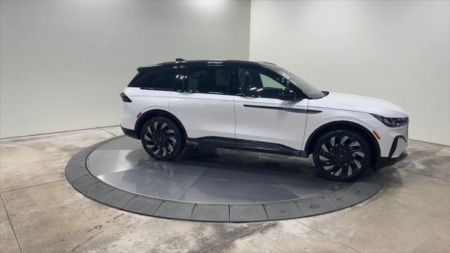 new 2025 Lincoln Nautilus car, priced at $66,053
