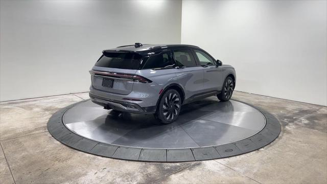 new 2025 Lincoln Nautilus car, priced at $66,053