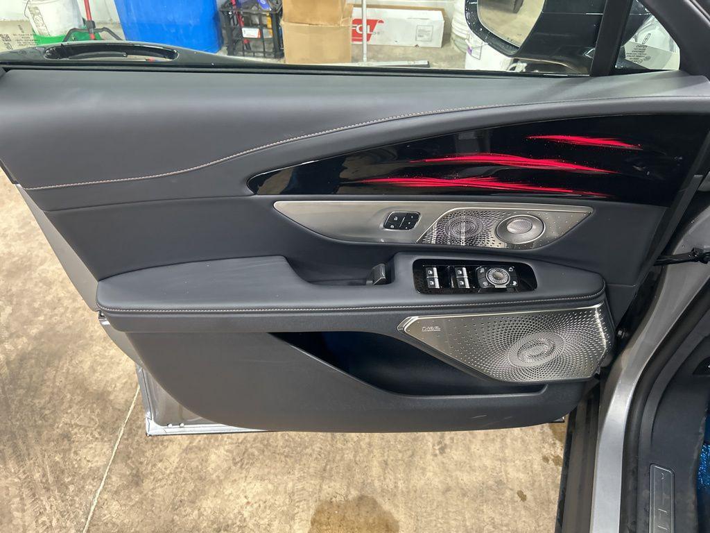 new 2025 Lincoln Nautilus car, priced at $72,645