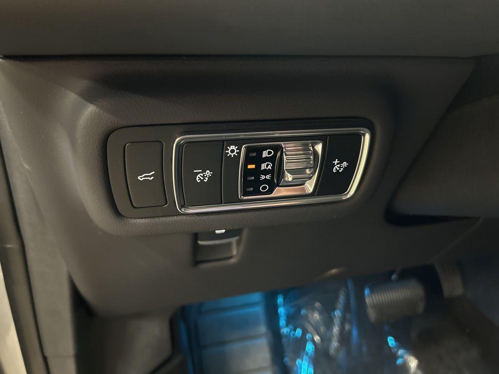 new 2025 Lincoln Nautilus car, priced at $72,645