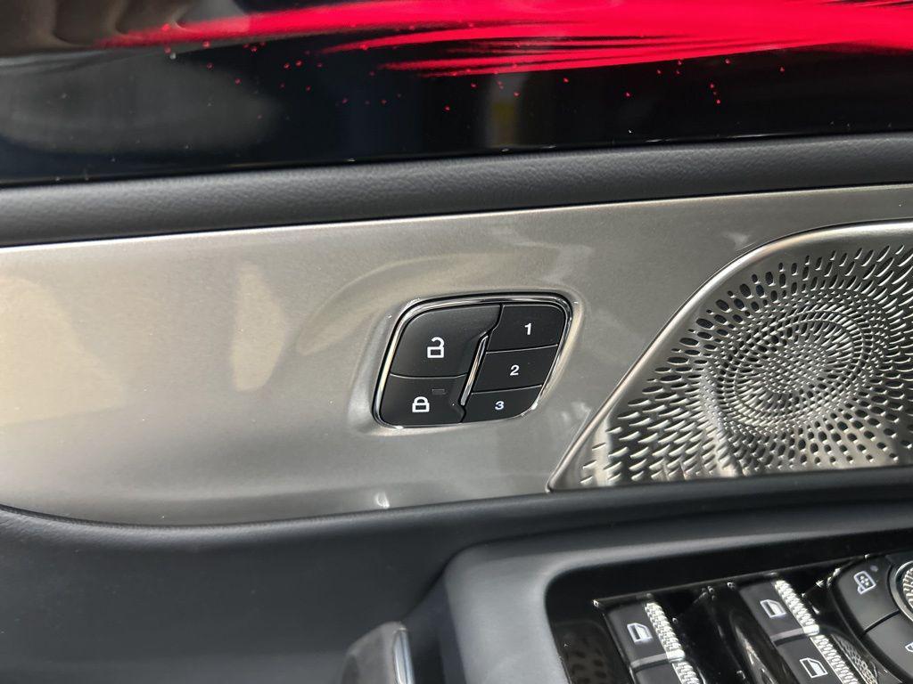 new 2025 Lincoln Nautilus car, priced at $72,645