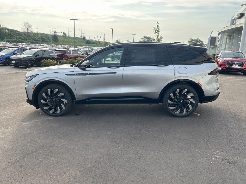 new 2025 Lincoln Nautilus car, priced at $72,645