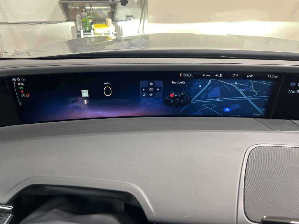 new 2025 Lincoln Nautilus car, priced at $72,645