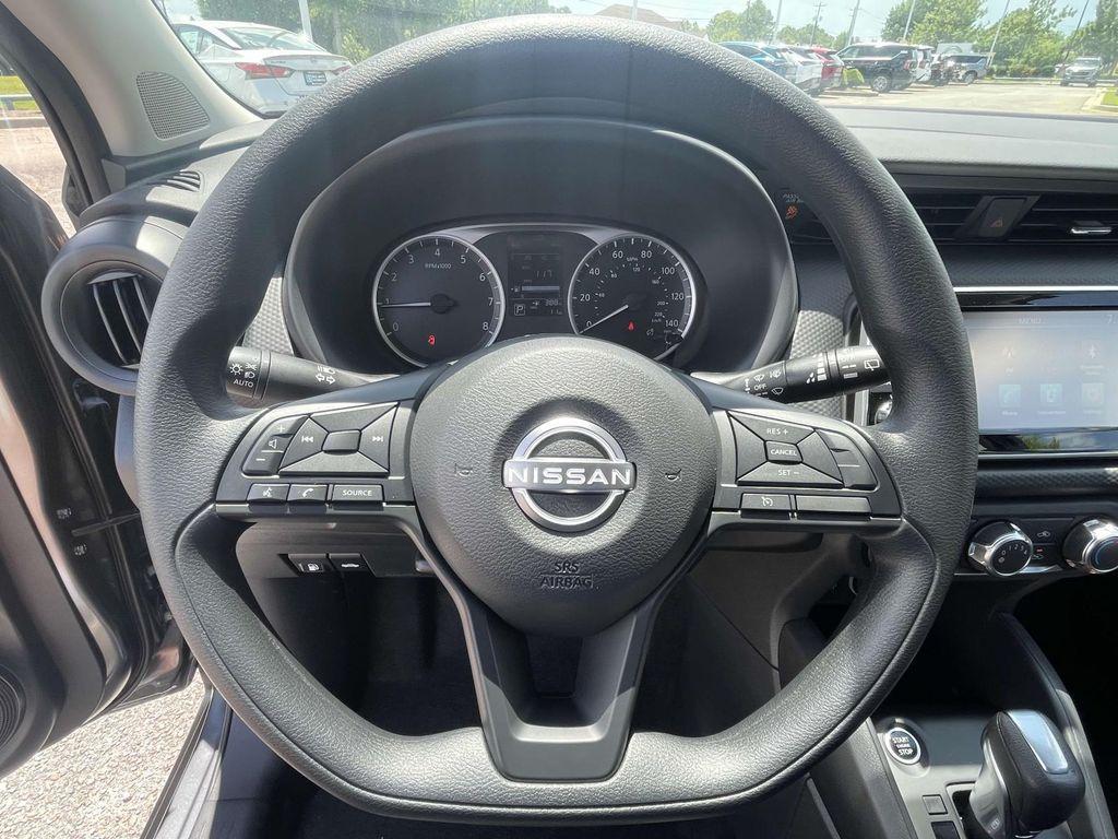 new 2025 Nissan Kicks Play car, priced at $23,165
