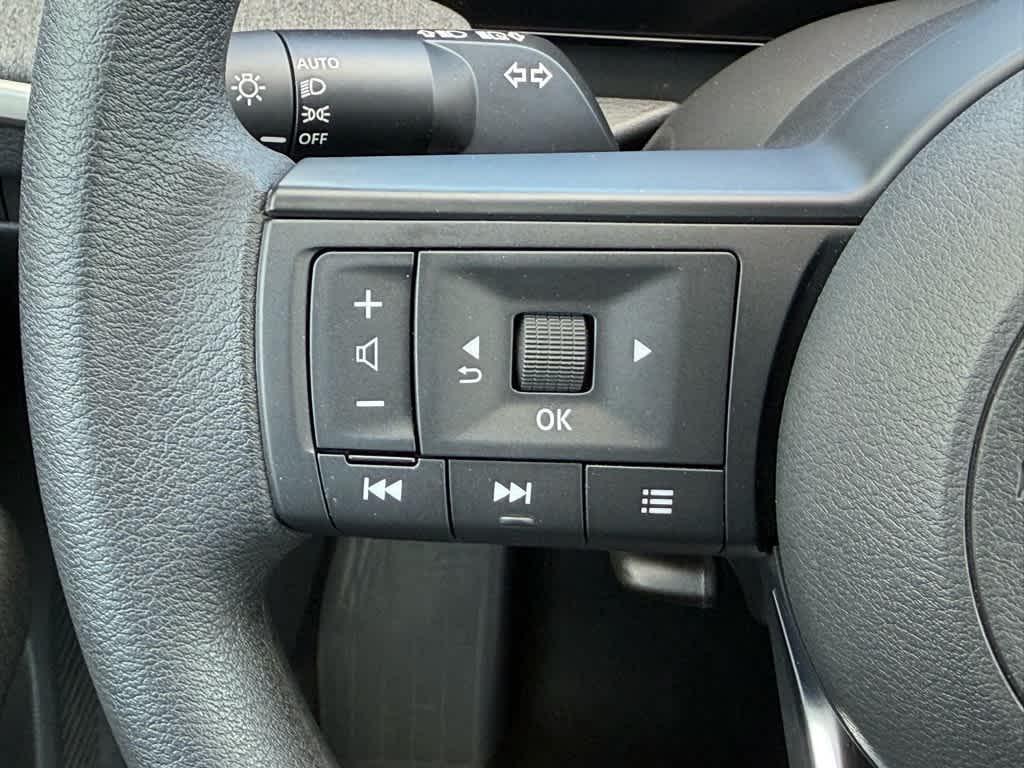 new 2025 Nissan Kicks car, priced at $26,135