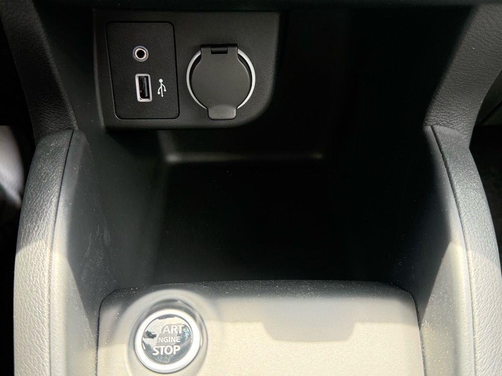 new 2025 Nissan Kicks Play car, priced at $22,910