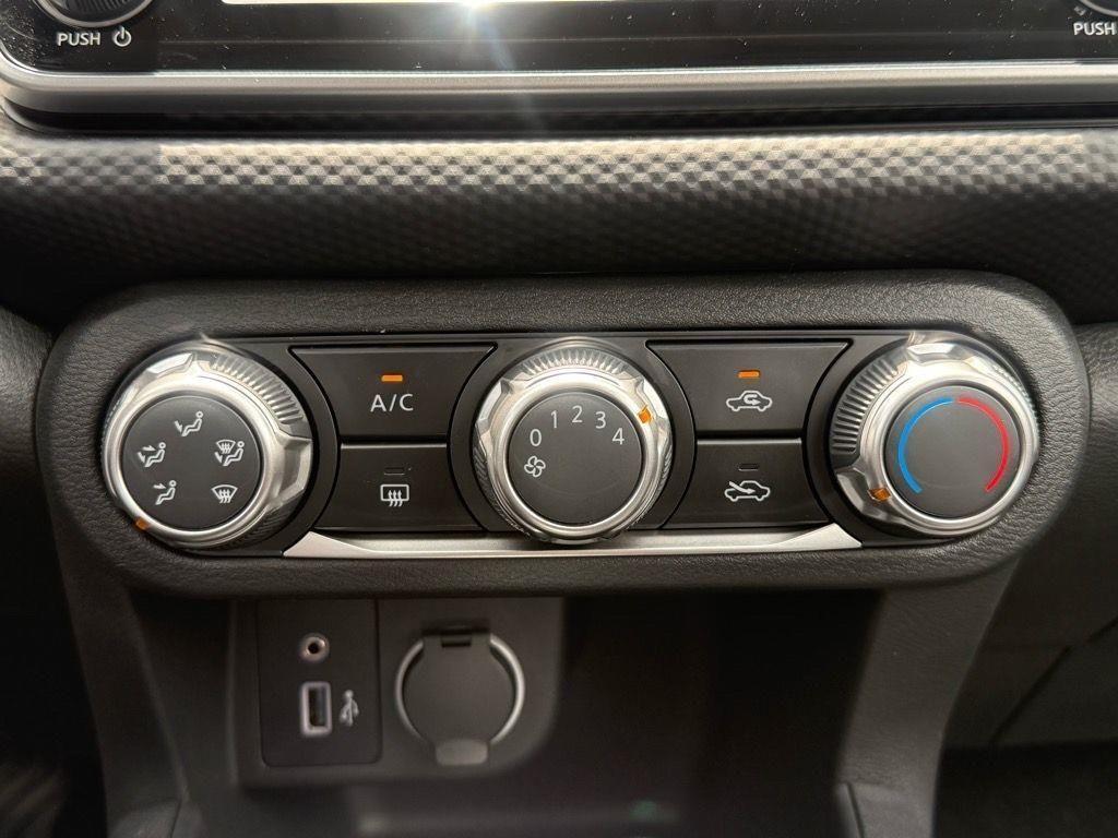 new 2025 Nissan Kicks Play car, priced at $22,910
