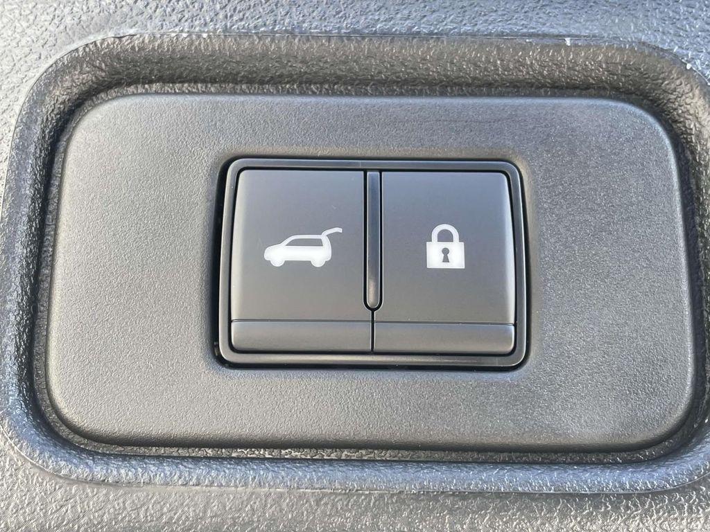new 2025 Nissan Pathfinder car, priced at $51,950