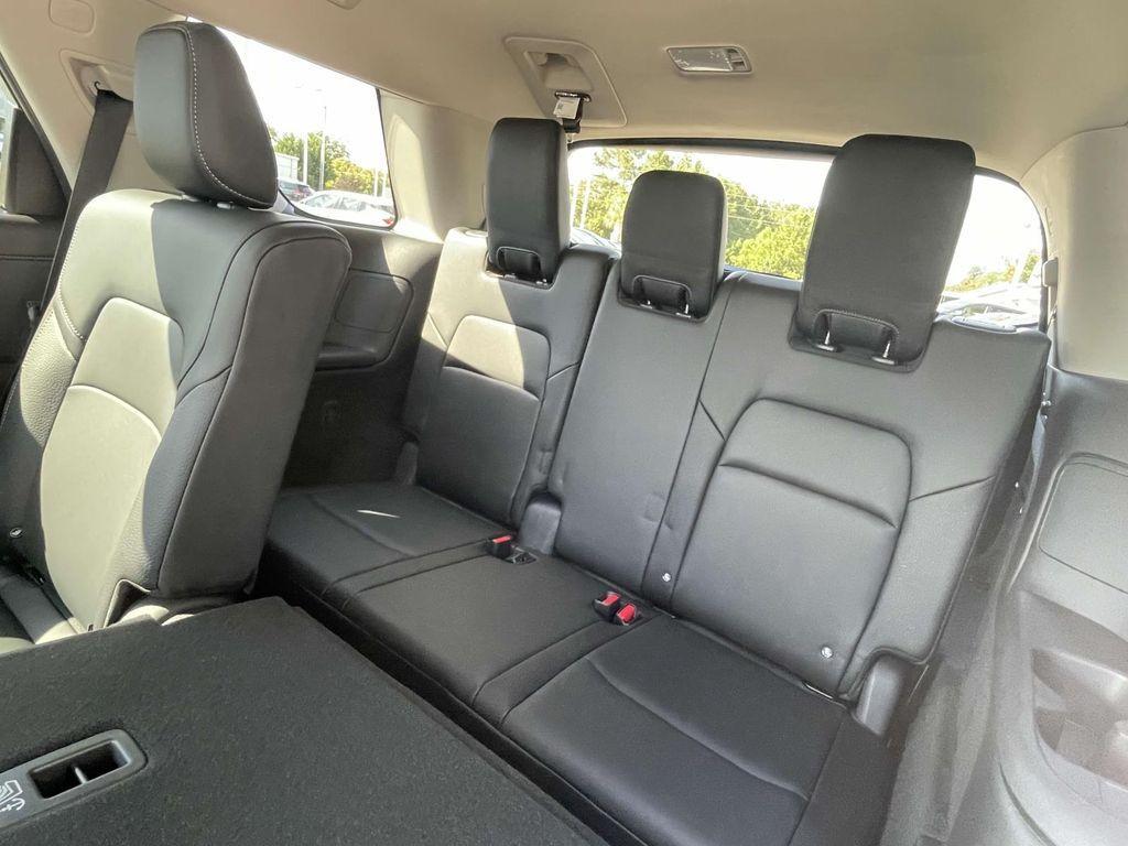 new 2025 Nissan Pathfinder car, priced at $51,950