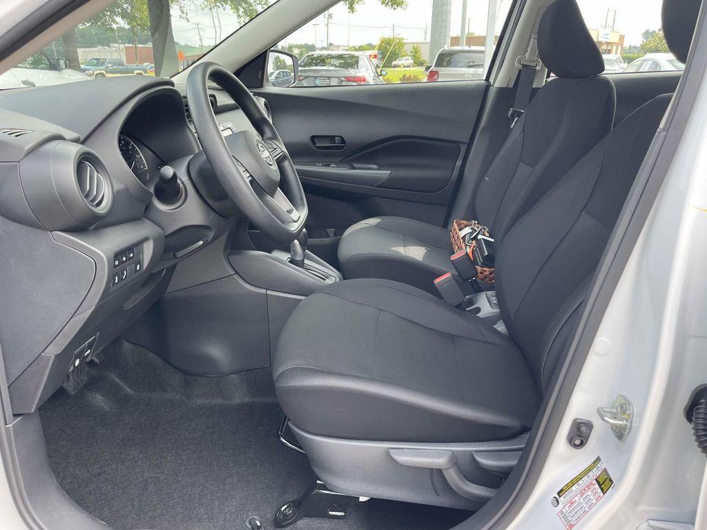 new 2025 Nissan Kicks Play car, priced at $23,165