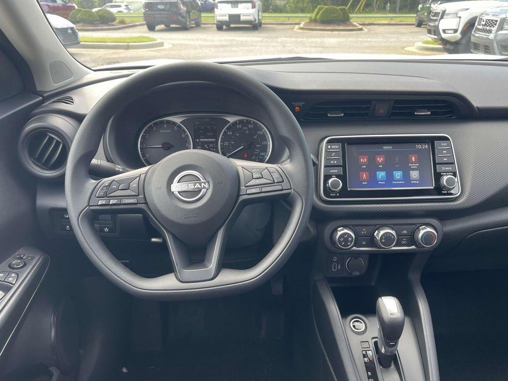 new 2025 Nissan Kicks Play car, priced at $23,165