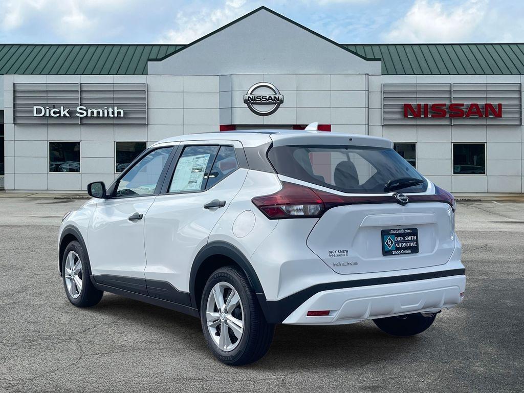 new 2025 Nissan Kicks Play car, priced at $23,165