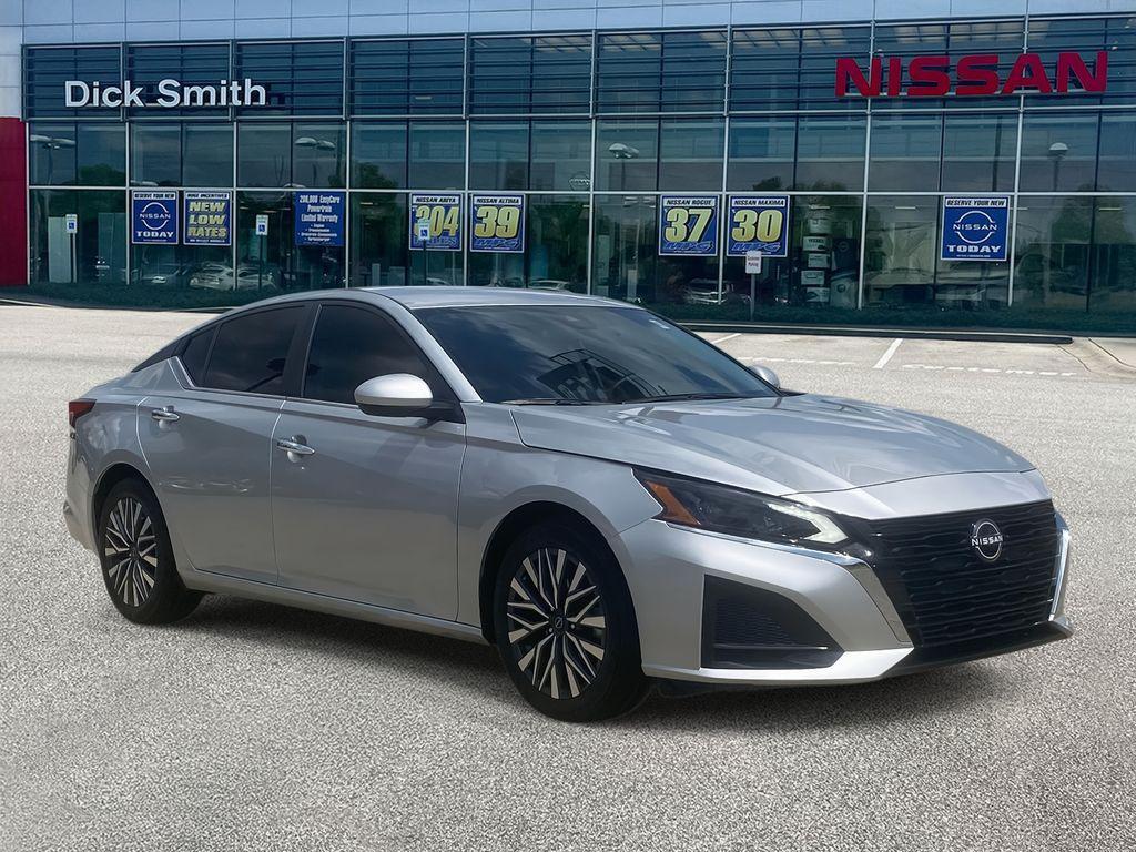 used 2023 Nissan Altima car