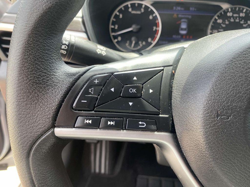 used 2023 Nissan Altima car