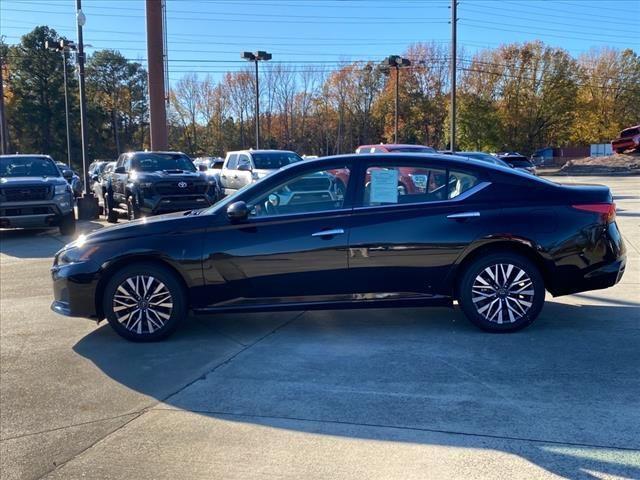 used 2023 Nissan Altima car, priced at $22,202