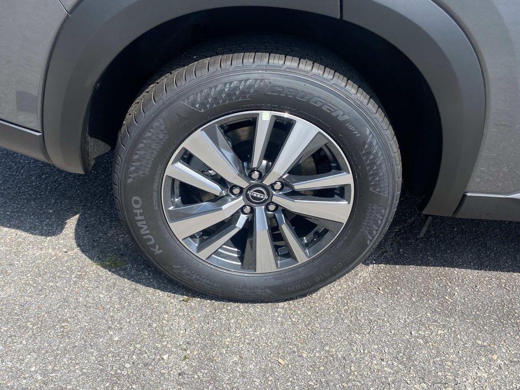 new 2025 Nissan Pathfinder car, priced at $43,785