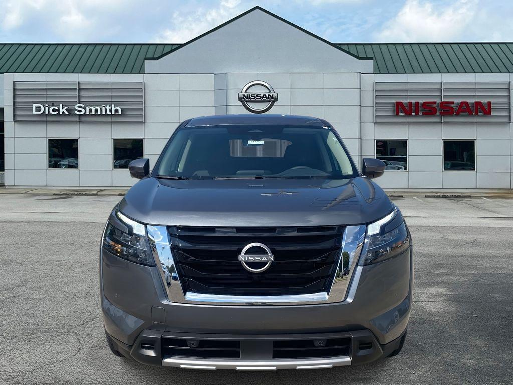 new 2025 Nissan Pathfinder car, priced at $43,785