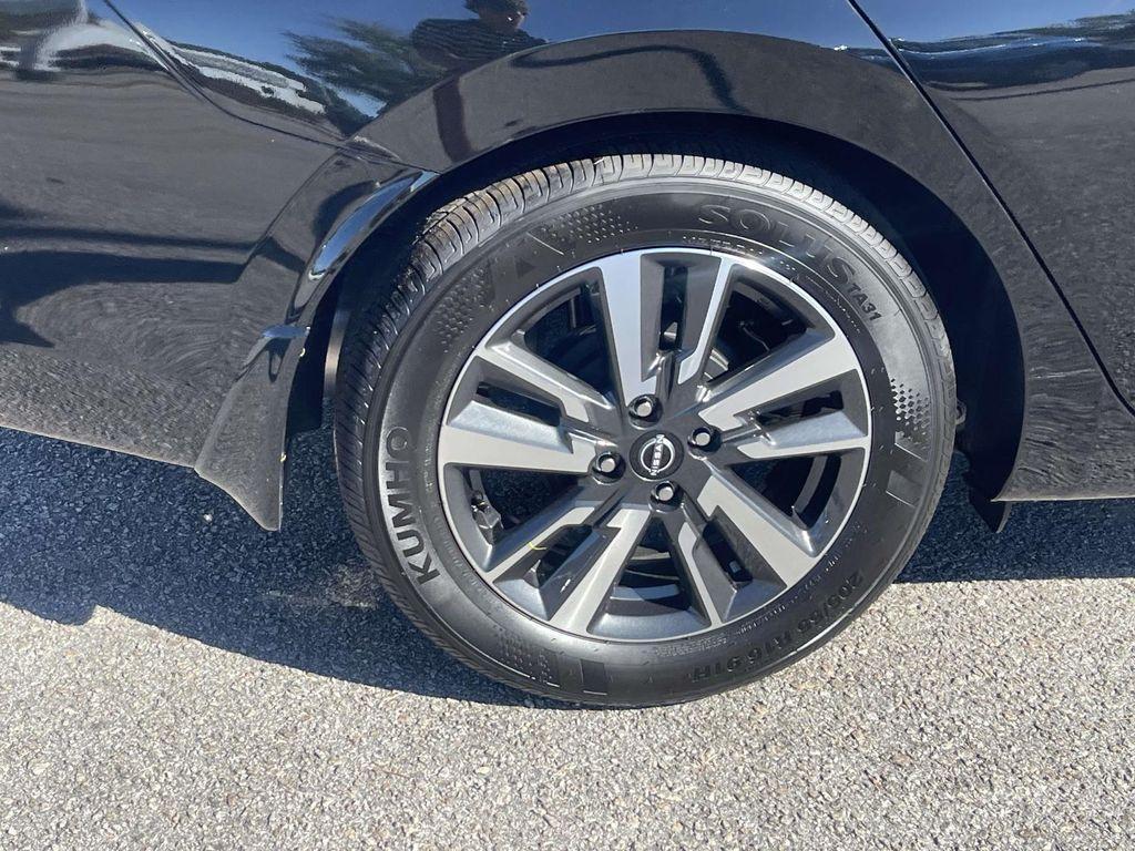 new 2025 Nissan Versa car, priced at $21,785